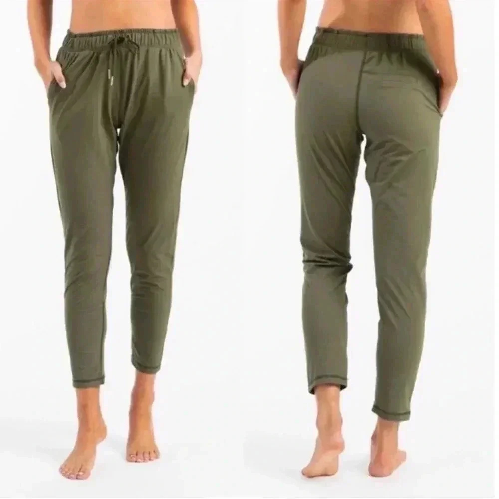 Zyia Olive‎ Green Everywhere Pants size L